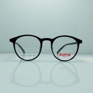 Classic Black Round Frame – Bold Retro Style with Everyday Comfort